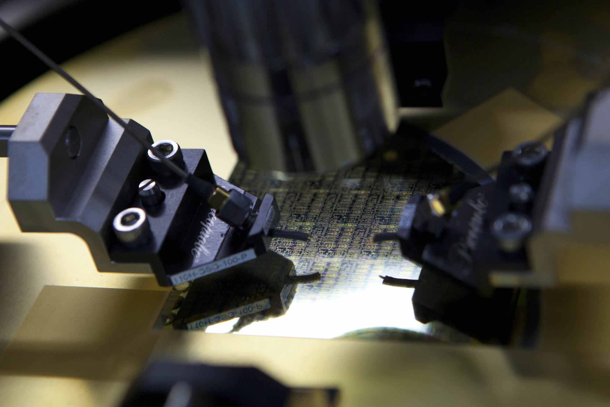 Space-qualified RF hardware for satellite missions